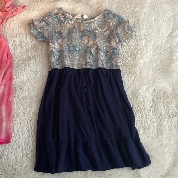 Girl’s summer dresses size 6 - Picture 9 of 12